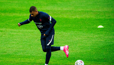 Mbappe Real Madrid yolcusu