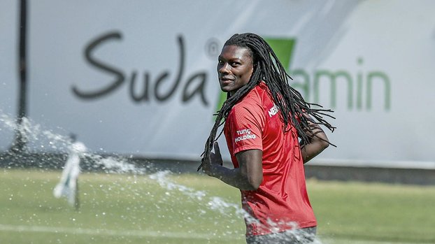 İbre Gomis’ten yana