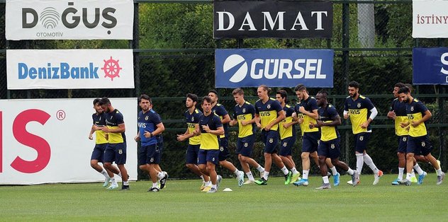 Fenerbahçe pres ve taktik çalıştı