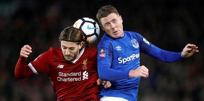 "Merseyside" derbisi Liverpool'un