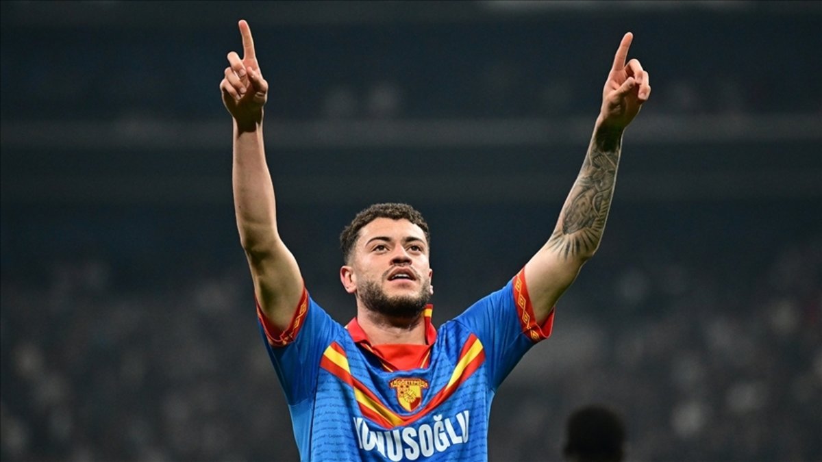 Romulo transfer görüşmeleri için Almanya’da