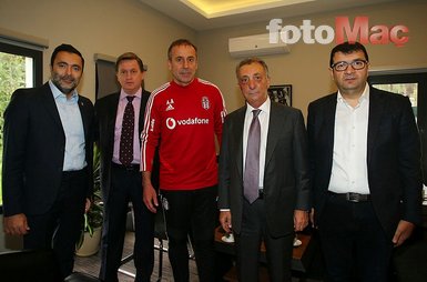 Yıldız futbolcu Beşiktaş’ı resmen açıkladı!