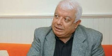 Keçeci, Divan'a aday oldu