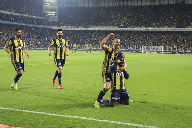 Fenerbahçe’de Victor Moses için sürpriz teklif! Dünya devi devreye girdi