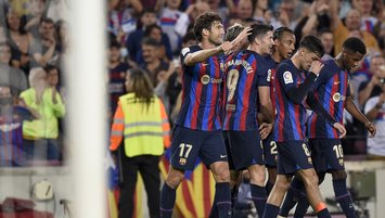Barcelona beat Villarreal 3-0 as Lewandowski passes 600-career goal threshold