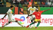 Senegal ve Kamerun turladı