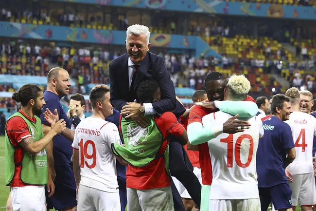Son dakika spor haberi: Bir dönem Samsunspor'dan kovulan Vladimir Petkovic EURO 2020'de İsviçre ile Fransa'yı eledi! - 1