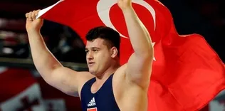 Altın adam Rıza!