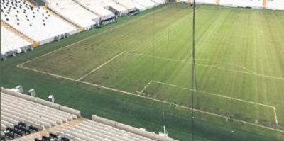 Vodafone Park’ın çimlerine bakım