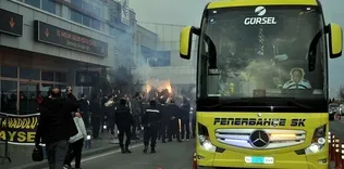 Taraftarlar karşıladı