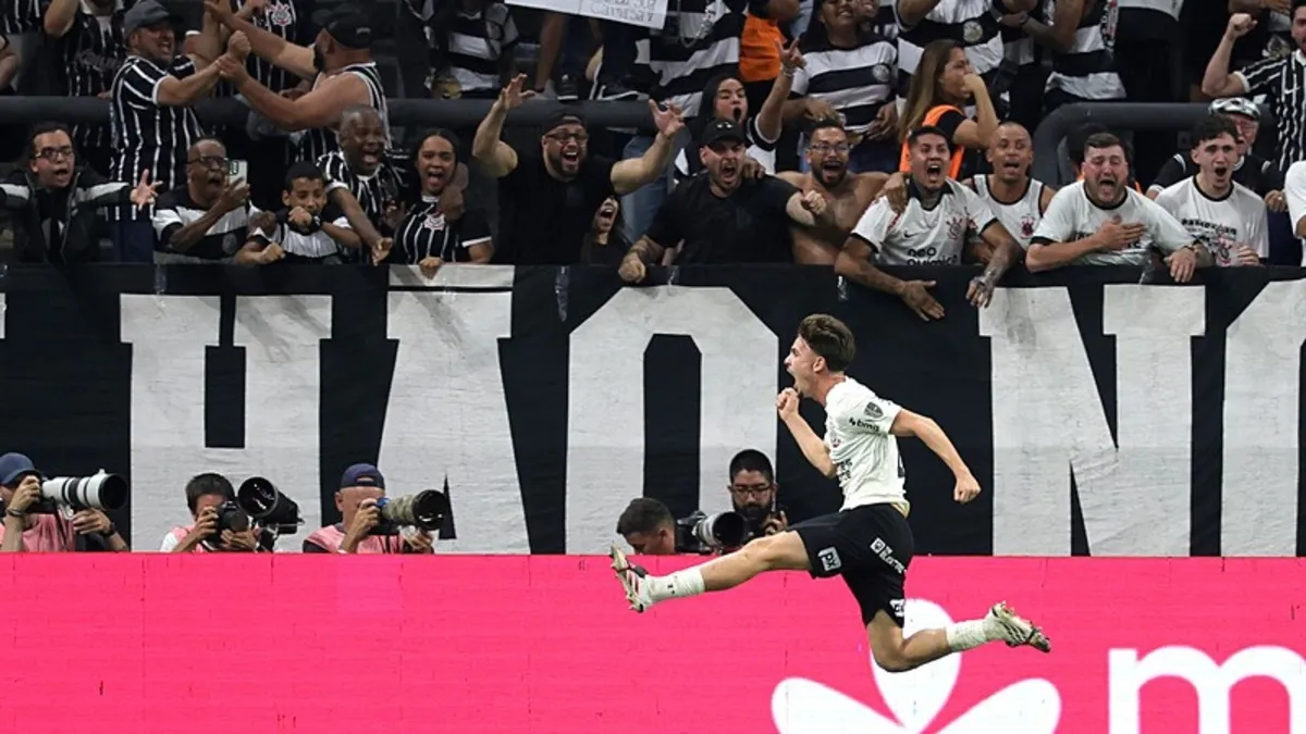 Beşiktaş'a kötü haber! Breno Bidon takımından ayrılmıyor