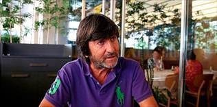 Bir gömlek üstünler