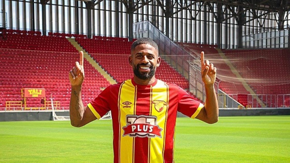 Ruan kayıplara karıştı