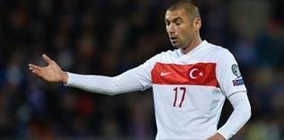 Burak kaleciden farksız!
