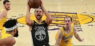 Warriors deplasmanda kazandı