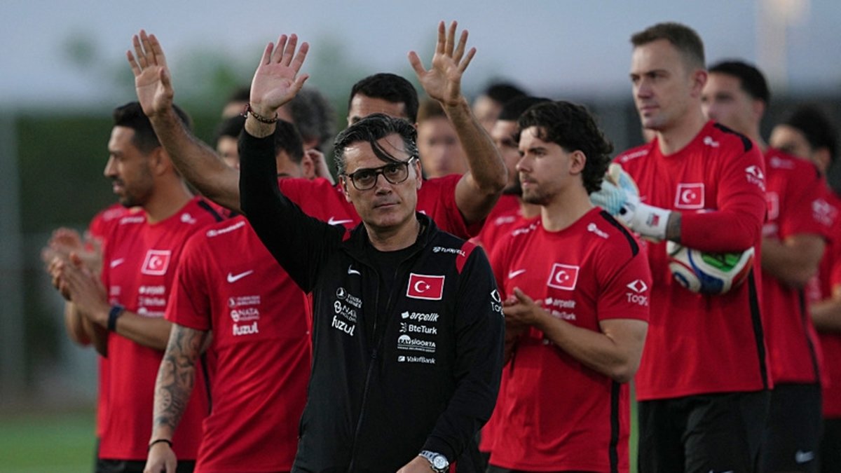 A Milli Futbol Takımı taraftara açık antrenman gerçekleştirdi