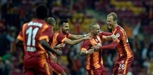 Onlar konuşur G.Saray yapar