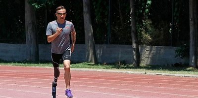 Paralimpik atletin gözü Londra'da