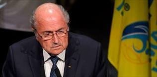 Blatter'e istifa baskısı
