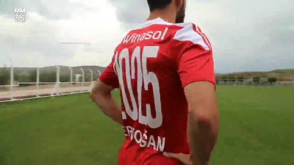 Sivasspor Resmen Acikladi Erdogan Yesilyurt Son Dakika Super Lig Videolari Fotomac