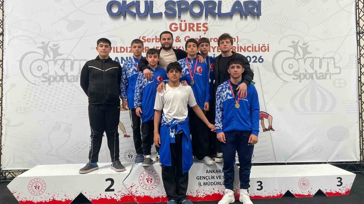 Kayseri Güreş takımı Türkiye Şampiyonu oldu!