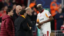 Osimhen maça devam edemedi!