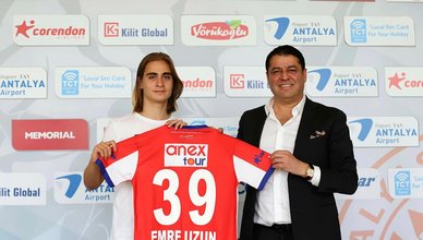 Antalyaspor Emre Uzun ile 3+2 yıllık sözleşme imzaladı