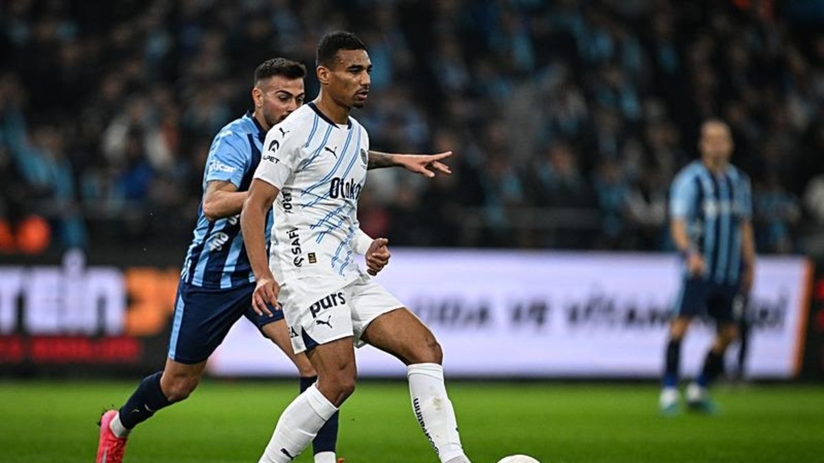 FENERBAHÇE HABERLERİ - Alexander Djiku'ya 2 teklif birden! İşte transfer yanıtı FENERBAHÇE HABERLERİ - Alexander Djiku'ya 2 teklif birden! İşte transfer yanıtı