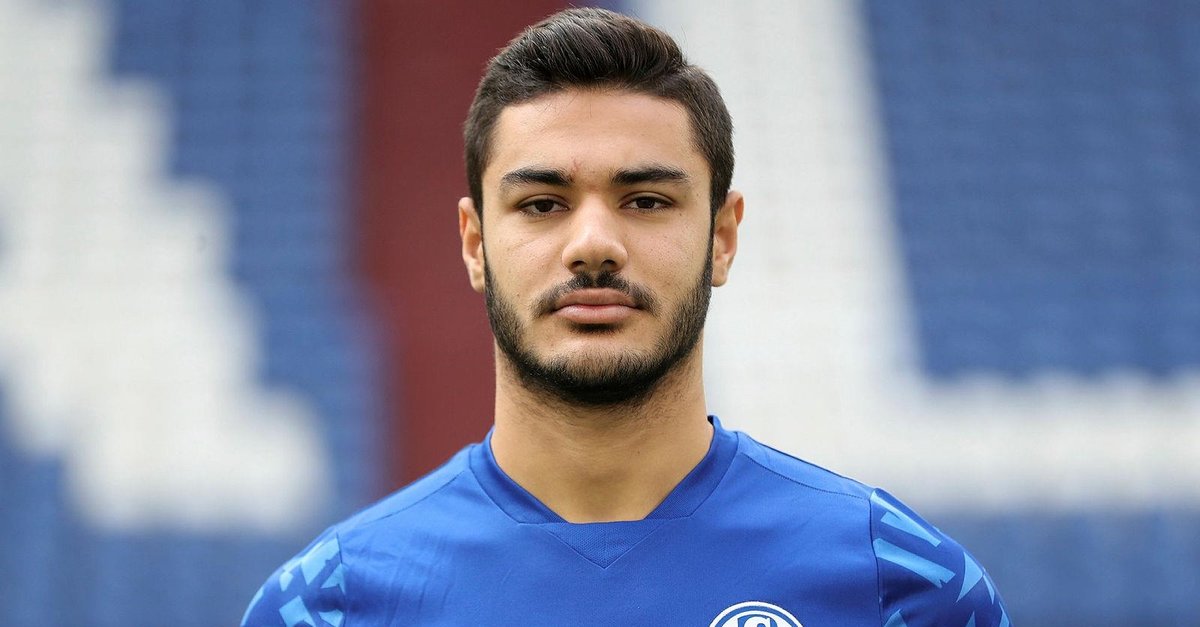 Schalke Den Yikan Haber Ozan Kabak Fotoma