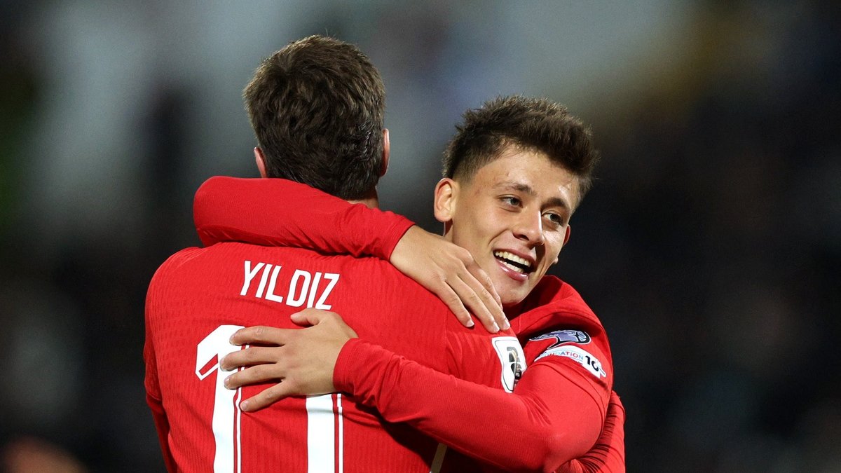 Kenan Yıldız ve Arda Güler “Golden Boy” listesinde son 25'e kaldı! Kenan Yıldız ve Arda Güler “Golden Boy” listesinde son 25'e kaldı!