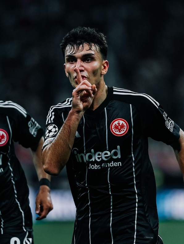 golden-boy-adaylari-aciklandi-mi-4-milli-yildiz-listede-golden-boy-adaylari-arasinda-hangi-turk-futbolcular-va-1758368441760.png Can Yılmaz Uzun