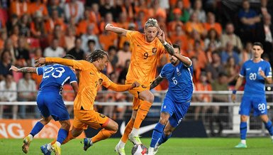 Hollanda 3-0 Yunanistan (MAÇ SONUCU - ÖZET)