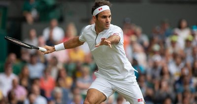 Federer yarı finalde