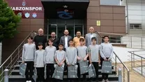 Şampiyonlardan kulübe ziyaret