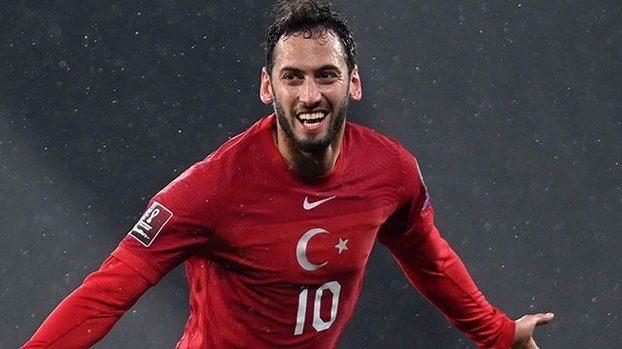 Hakan Çalhanoğlu bombası patlıyor! Neden olmasın