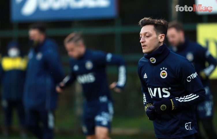 Fenerbahçe'de tarihi gün! Mesut Özil imzayı atıyor