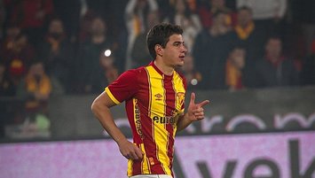 Menemen FK,  Tibet Durakçay'ı  kiraladı!