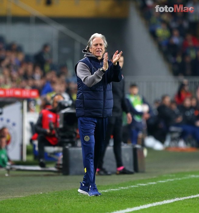 FENERBAHÇE HABERLERİ: Brezilya basını yazdı! Jorge Jesus için işadamları baskı yapıyor