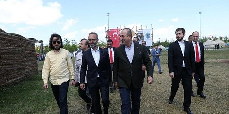 Mevlüt Çavuşoğlu: "Tarihimizi yaşatıyoruz"