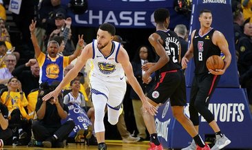 Stephen Curry play-off'lara rekorla başladı