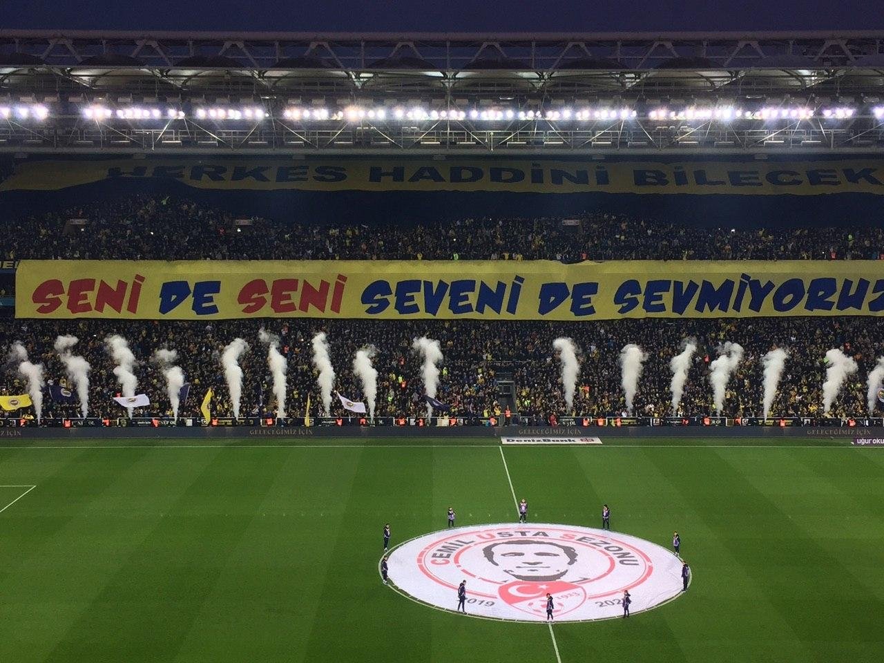 Fenerbahce Den Dikkat Ceken Koreografi Son Dakika Fenerbahce Haberleri Fotomac