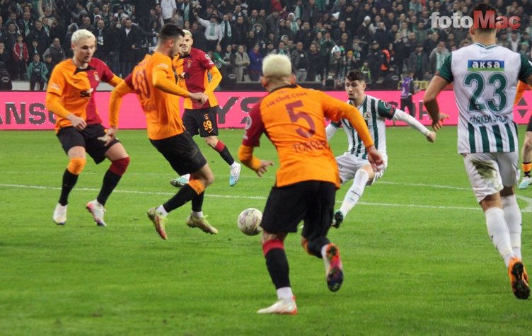 TRANSFER HABERİ: Galatasaray'da Patrick Van Aanholt PSV yolcusu!