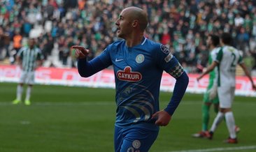 Aatıf Chahechouhe şoku! Ülkesine döndü...