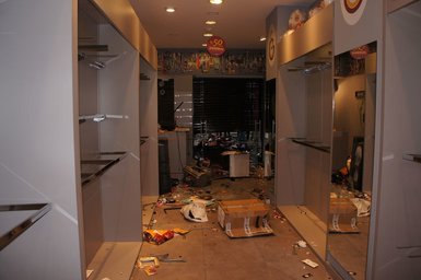 GS Store’a çirkin saldırı