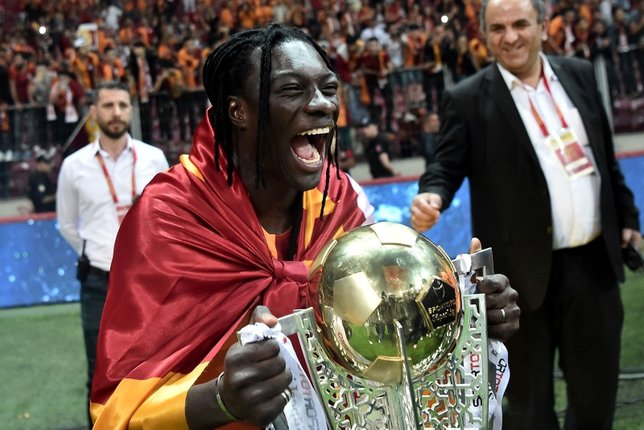 Al Hilalden Galatasaraylı Bafetimbi Gomise 10 milyon Euro!