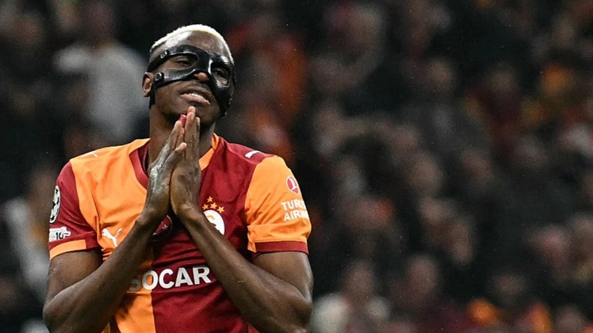 Victor Osimhen için bomba iddia! Rekor teklif...