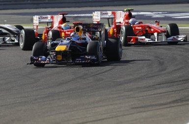 Bahreyn’de Ferrari duble yaptı