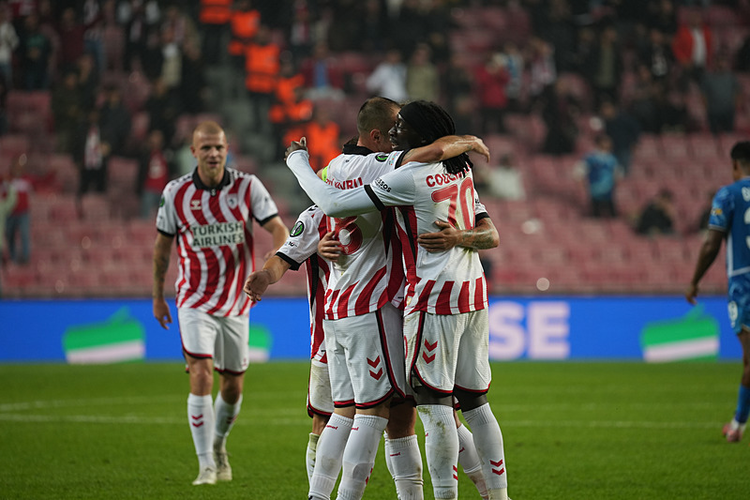 samsunspor-rizespor-maci-canli-izle-samsunspor-caykur-rizespor-maci-ne-zaman-saat-kacta-ve-hangi-kanalda-1761548132623.png Samsunspor-Rizespor maçı hangi kanalda
