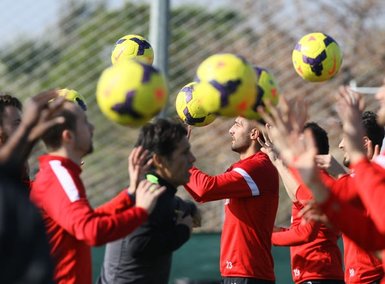 Trabzonspor’un ikinci yarı hazırlıklarından kareler 11 Ocak 2014