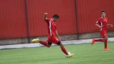 Keçiören’de 3 imza birden